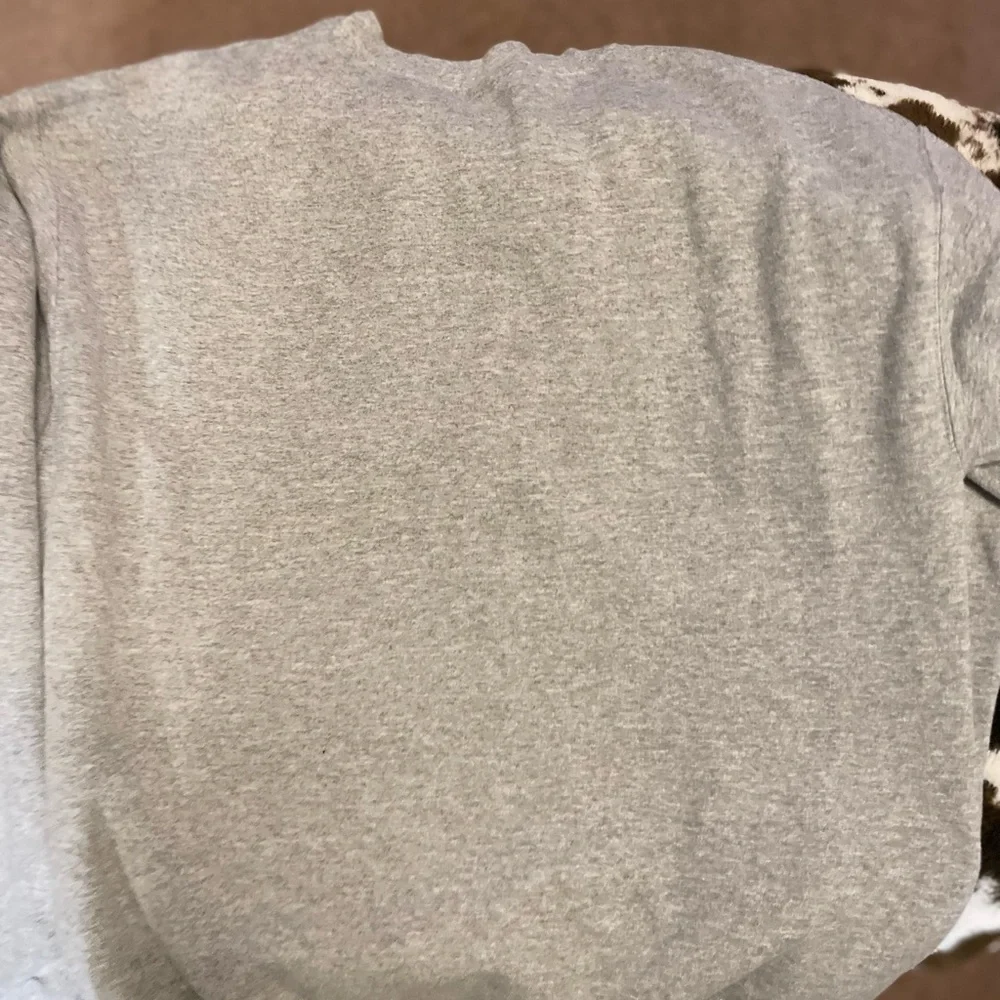 Disney Gilden sweatshirt Ariel Little Mermaid Medium - Picture 6 of 6